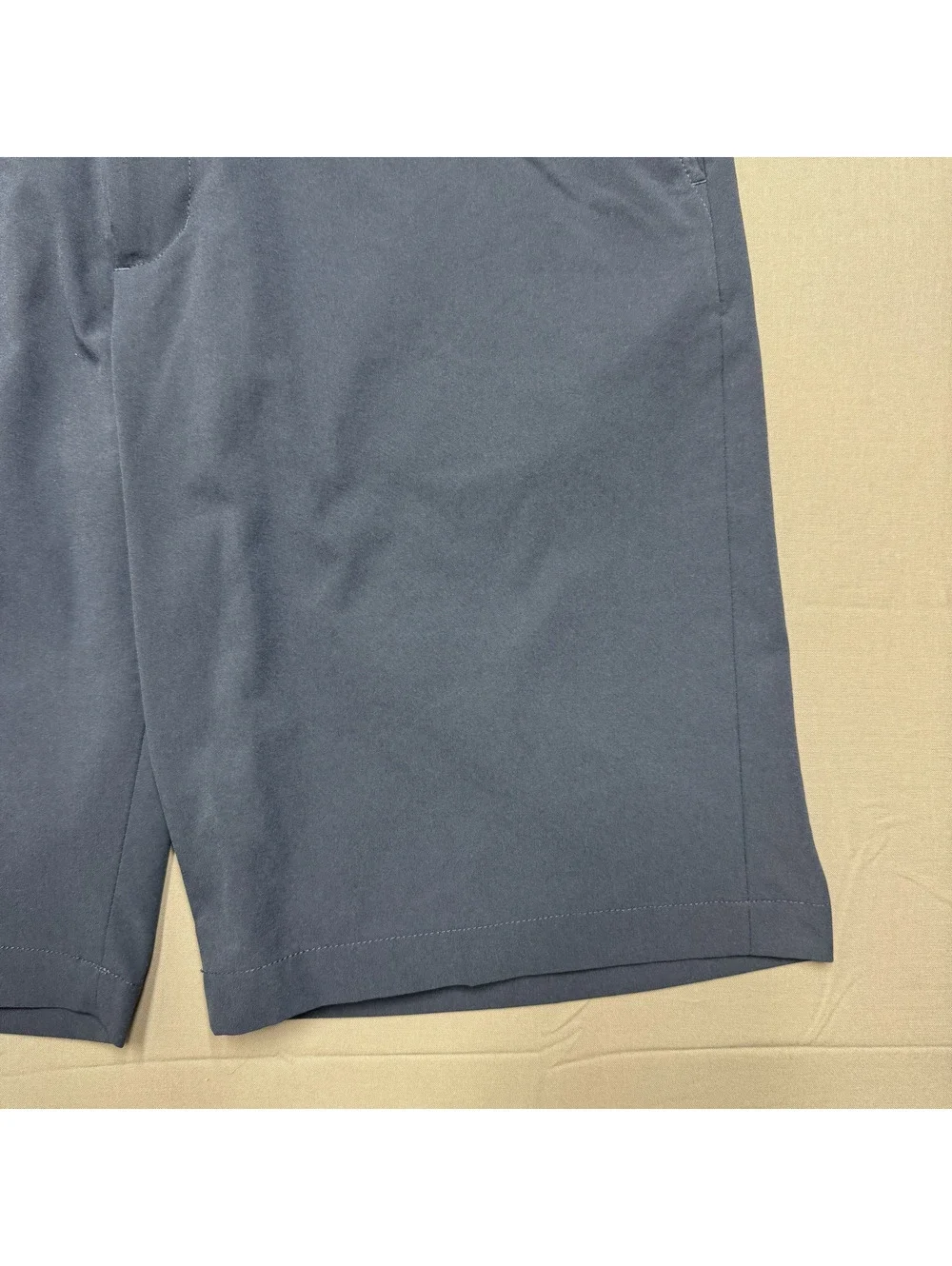 Walter Hagen Mens Golf Shorts Polyester Solid Size 34 Blue Athletic Activewear